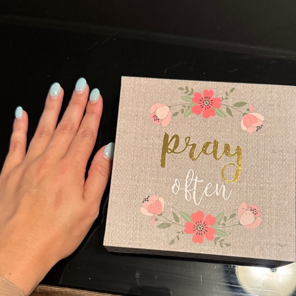 Pray Often Box Sign - Picture 3 of 5